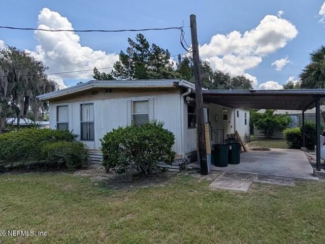 House for sale in Pomona Park, Florida