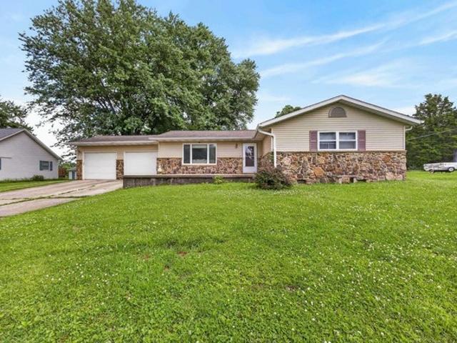 House for sale in Bedford, Indiana