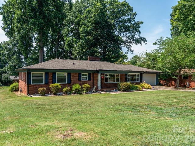 House for sale in State Road, North Carolina
