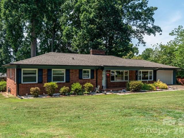 House for sale in Glenn Echo, Statesville