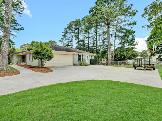 House for sale in Forrester Woods, Mauldin