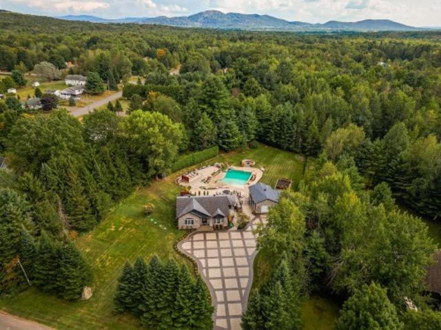 House for sale in La Haute-yamaska, Quebec