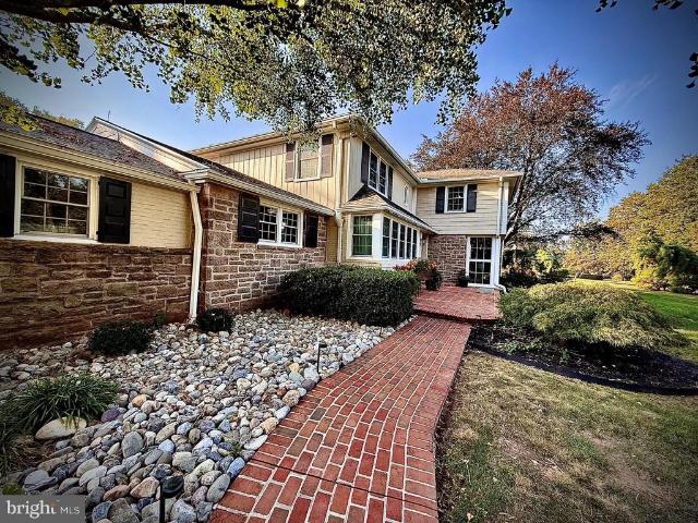 House for sale in Mount Wolf, Pennsylvania