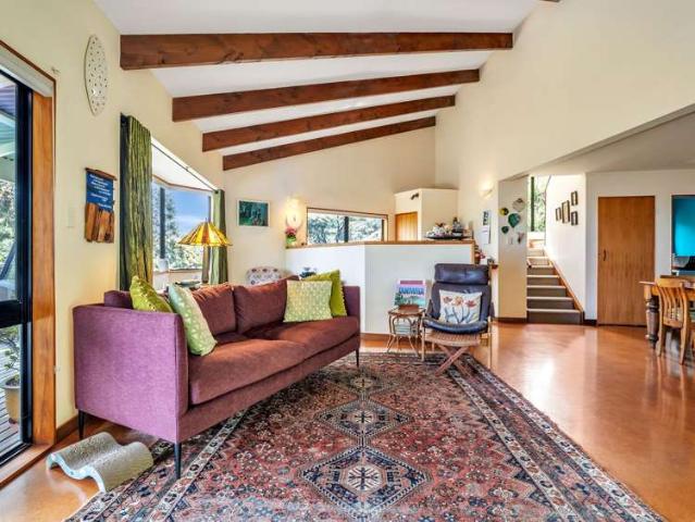 House for sale in Piha