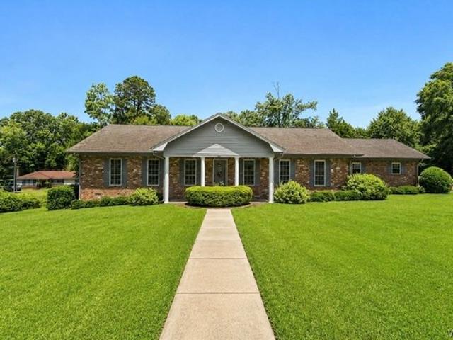 House for sale in Livingston, Alabama