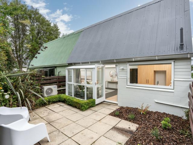 House for sale in Otakou