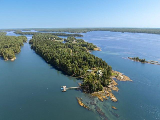 House for sale in Bailey Island, Maine