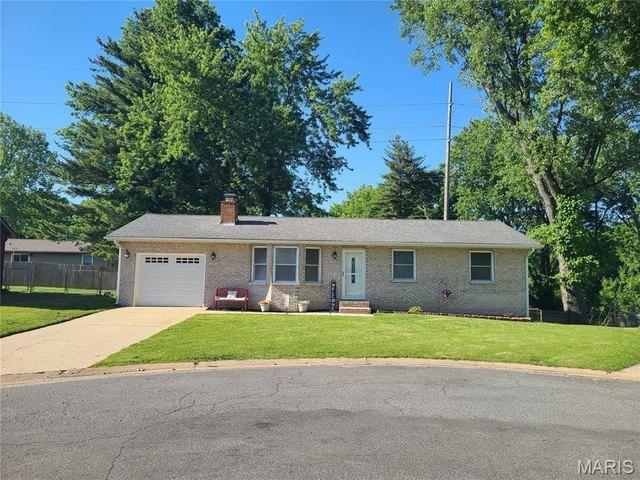 House for sale in Bethalto, Illinois