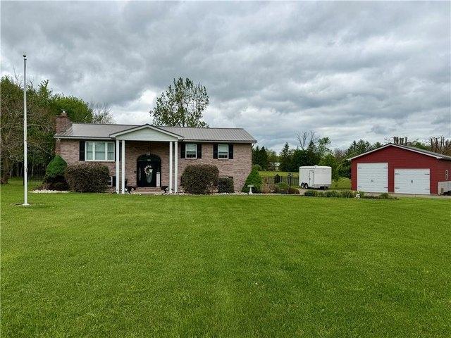 House for sale in Carmichaels, Pennsylvania