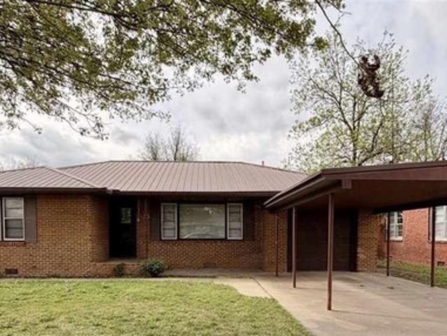 House for sale in Blackwell, Oklahoma