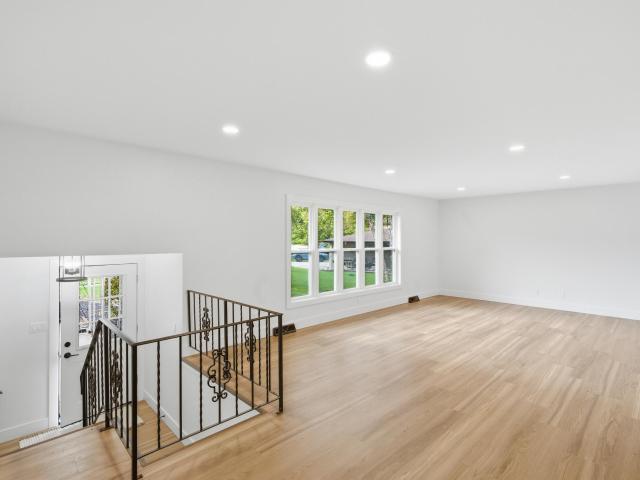 House for sale in Crown Point, Lake County
