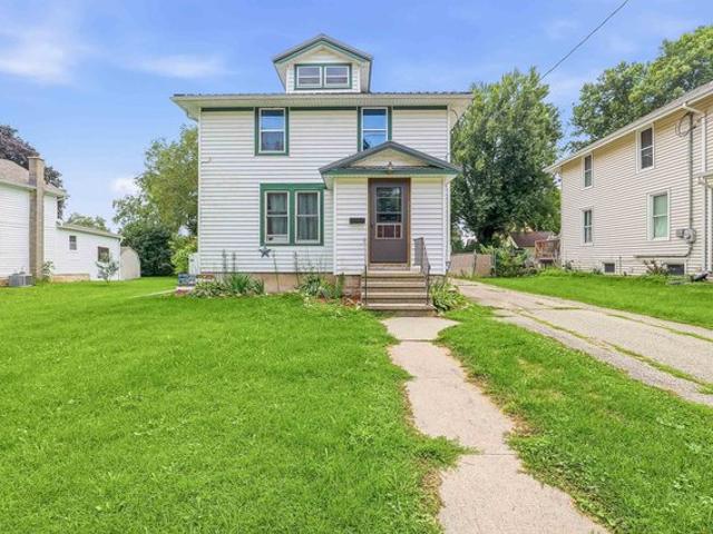 House for sale in Beaver Dam, Wisconsin