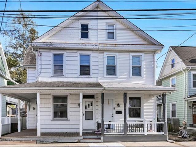 Townhouse for sale in Manheim, Pennsylvania