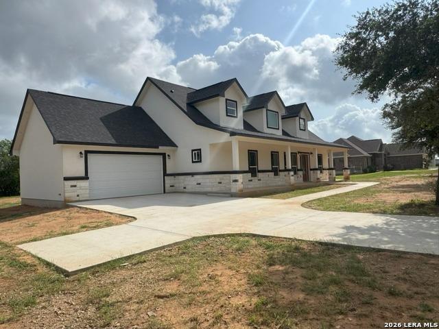 House for sale in Lytle, Texas