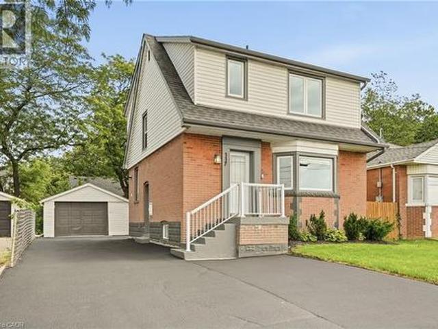 House for sale in Ancaster, Ontario