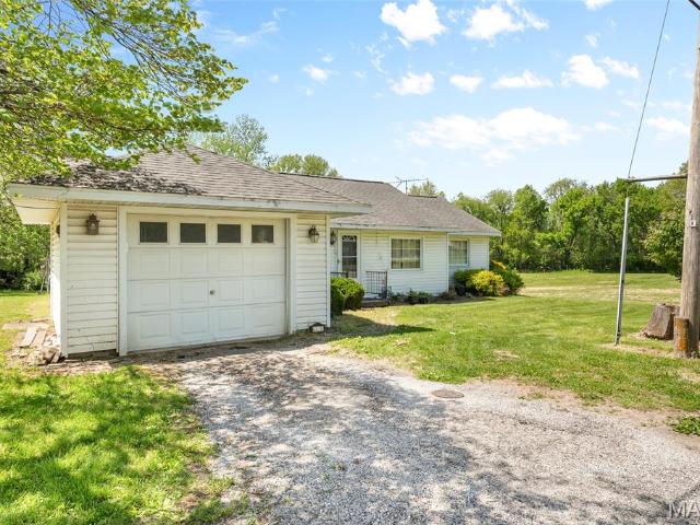 House for sale in Bond, Illinois