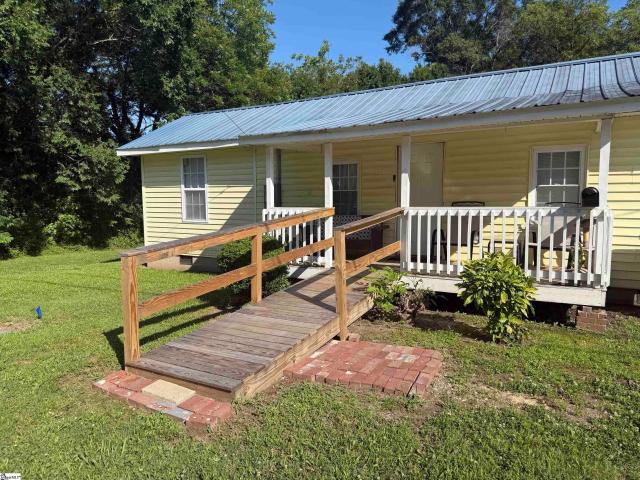House for sale in Woodruff, South Carolina