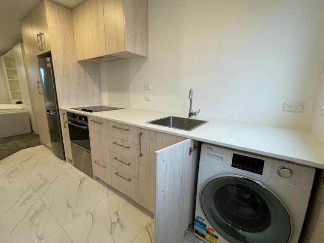 Townhouse for rent in Merivale, Canterbury