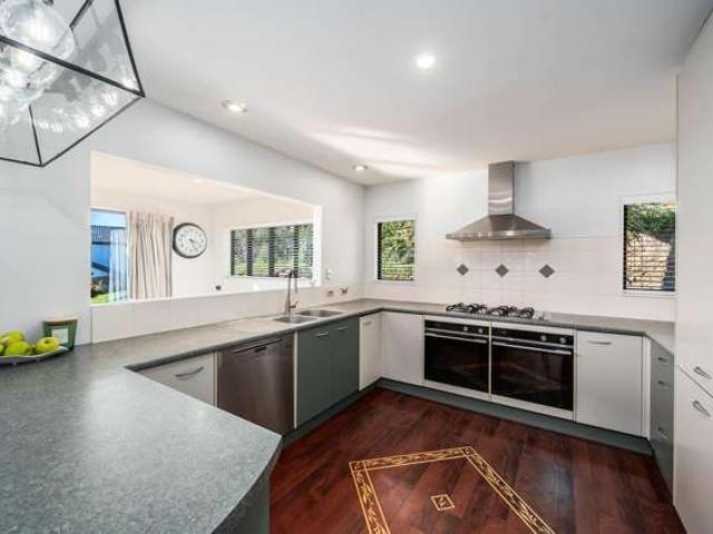 House for sale in Linden, Wellington