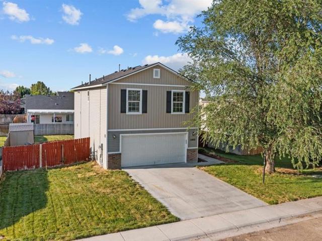 House for sale in Caldwell, Idaho