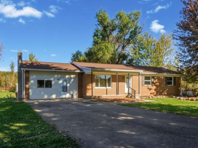 House for sale in Emmett, Saint Clair County