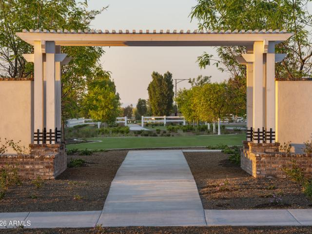Townhouse for sale in Surprise, Arizona