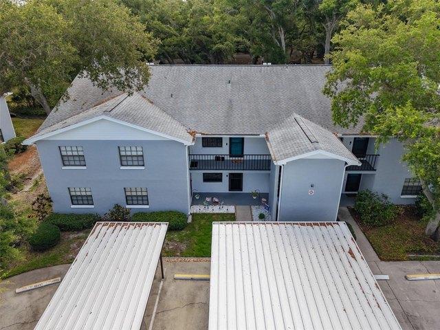 Condo for sale in Seminole, Florida