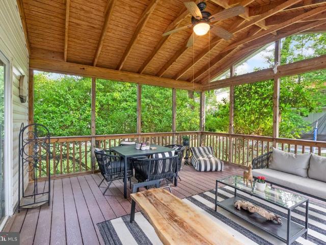 House for sale in Potomac