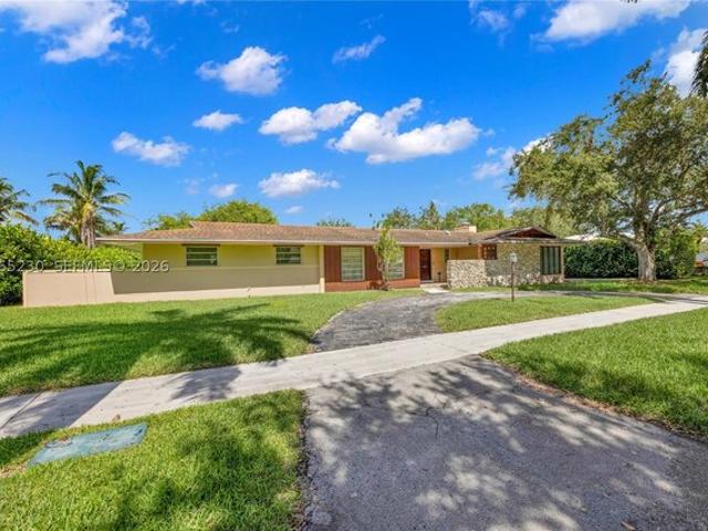 House for sale in Pinecrest, Florida