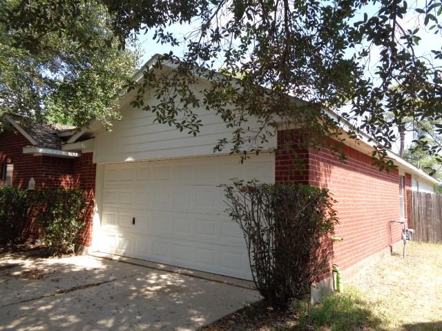 House for sale in Pinehurst, Texas