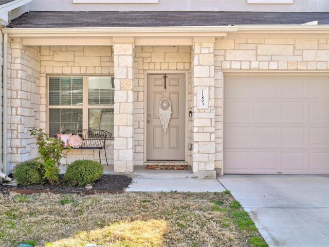 Condo for sale in Smithfield, Manchaca