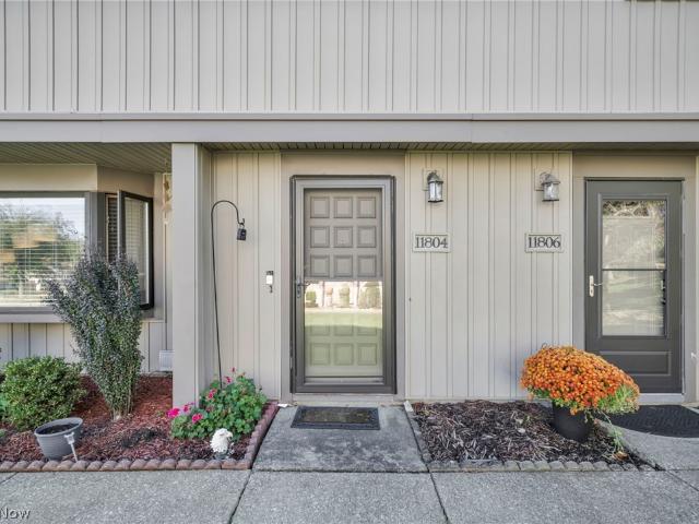 Condo for sale in Harbour Light, North Royalton