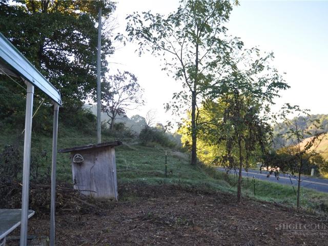 Land for sale in Helton, Lansing