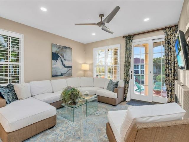 Townhouse for sale in Naples