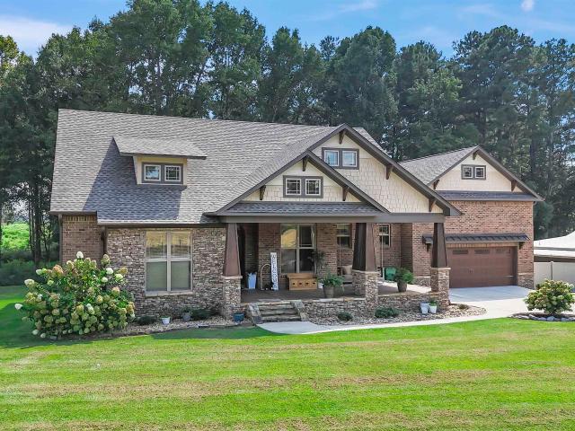 House for sale in Holly Pond, Alabama