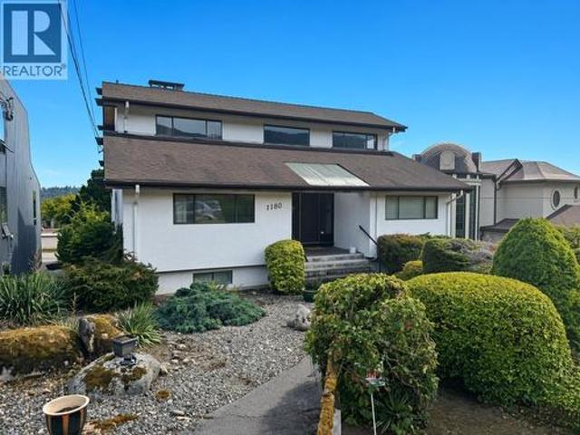 House for sale in West Vancouver, British Columbia