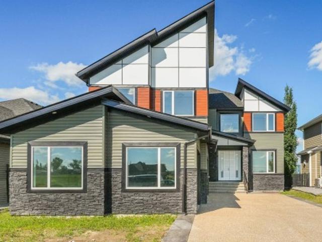 House for sale in Stony Plain, Alberta