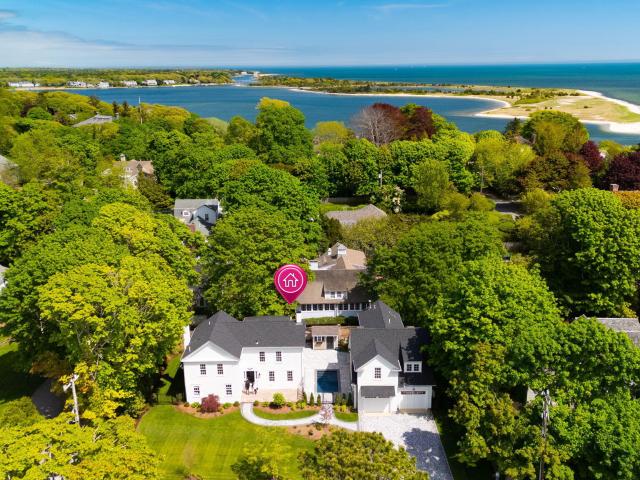 House for sale in Cotuit