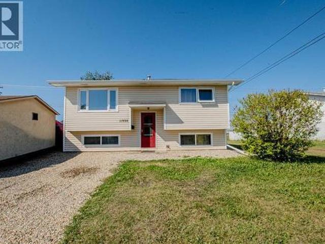 House for sale in Grande Prairie, Alberta
