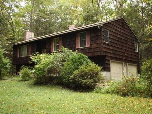 House for sale in Southbury, Connecticut