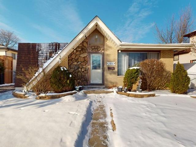 House for sale in Hazel Green, Alsip