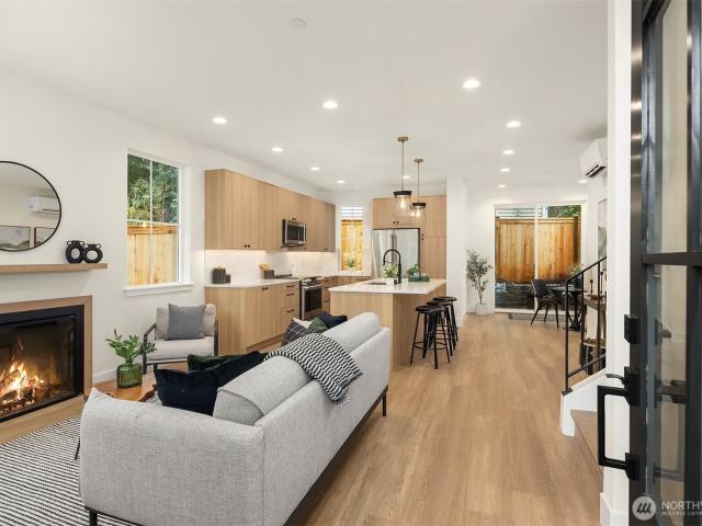 Townhouse for sale in Kirkland, Washington