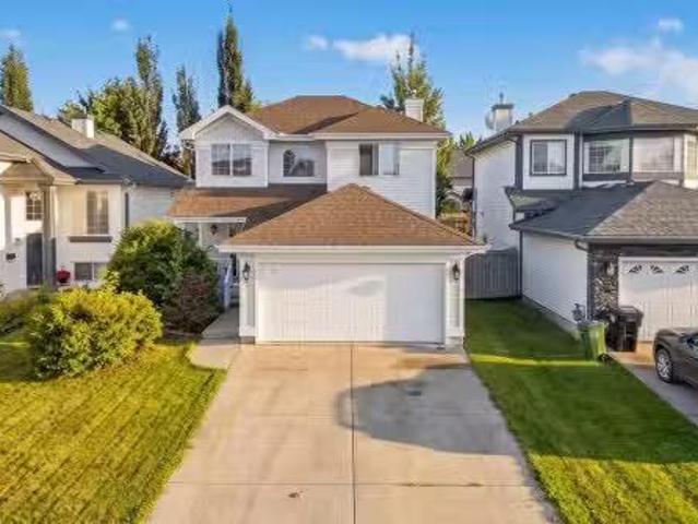 House for sale in Wedgewood, Alberta
