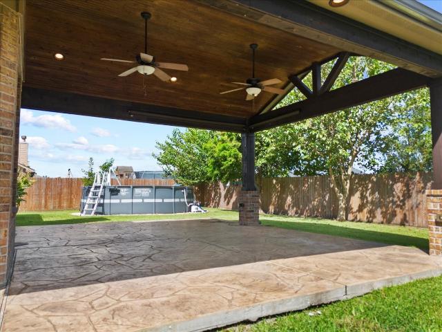 House for sale in Mont Belvieu, Chambers County