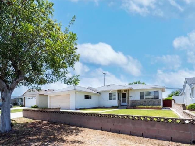 House for sale in La Mirada