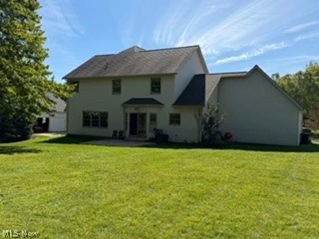 House for sale in Cambridge Glen, North Royalton