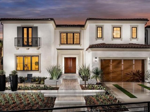 House for sale in Canoga Park, California