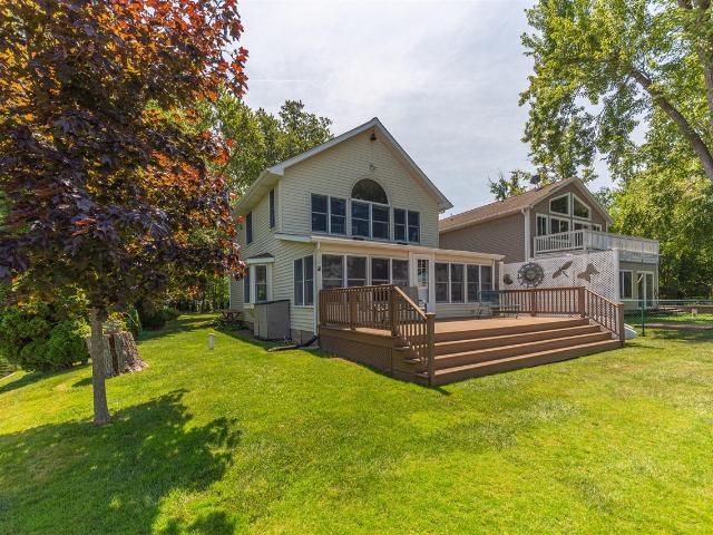 House for sale in Hamburg, Michigan