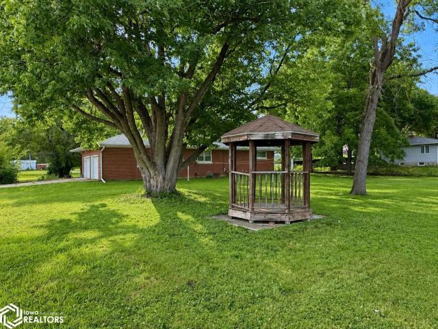 House for sale in Burlington, Iowa