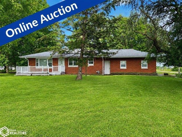House for sale in Burlington, Iowa